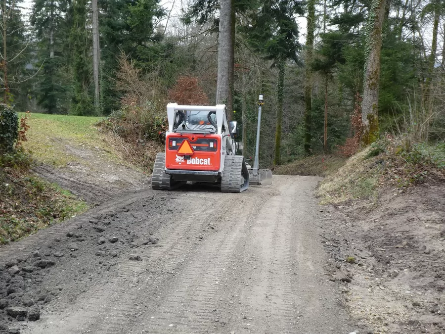 Bild 3: Bodenfräsen