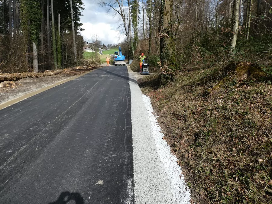 Bild 4: Bodenfräsen