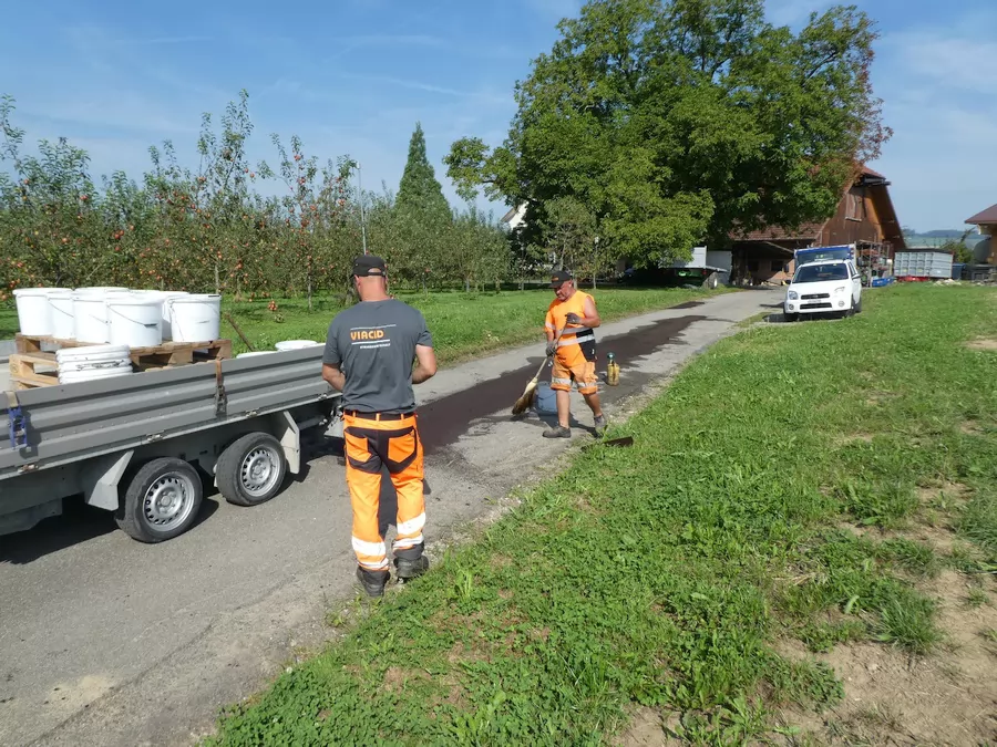 Bild 3: Oberflächenbehandlung